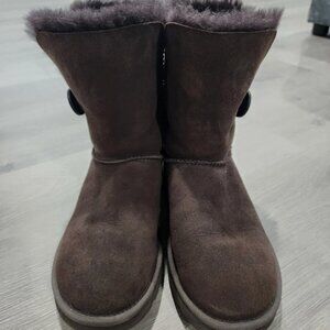 Authentic Ugg Bailey Button Boots Chocolate size 7